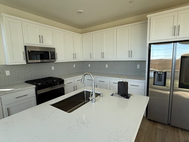 7090 Moon Way — Photo 3