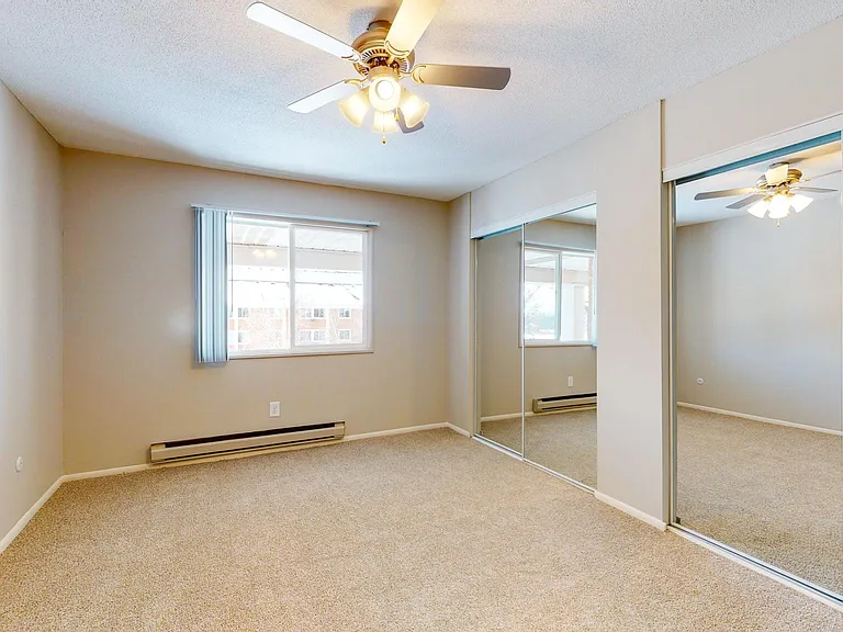 Edgerton Highlands Apartments — Photo 16