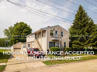 1248 Day St #1, Green Bay, WI 54302