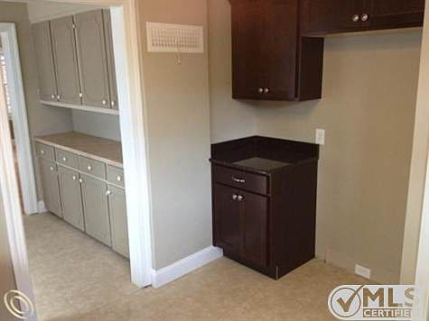 17556 fairfield kitchen 2.jpg