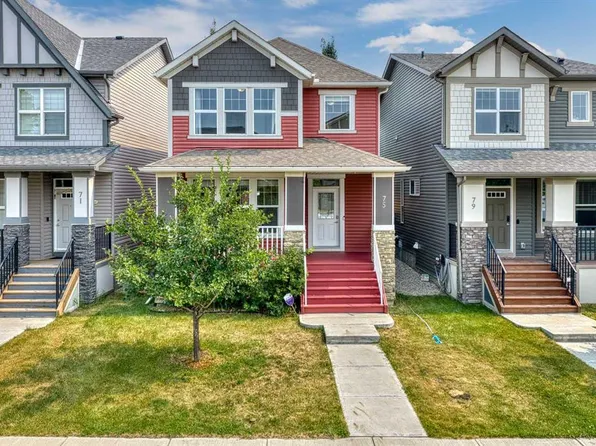 75 NW Legacy Glen Row SE, Calgary, AB T2X 3Y9