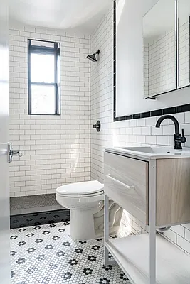 Rented by Charney Real Estate LLC | media 16