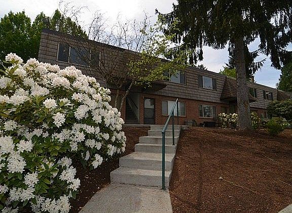 3rd image of 3834 175th Ave NE APT E51