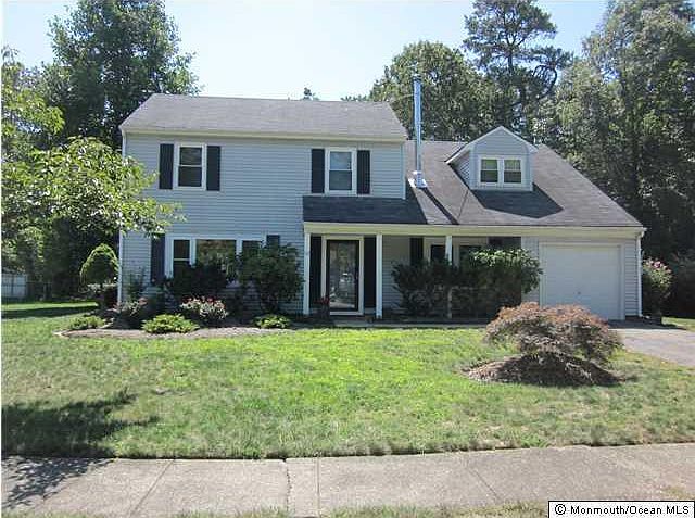 1st image of 107 Brill St