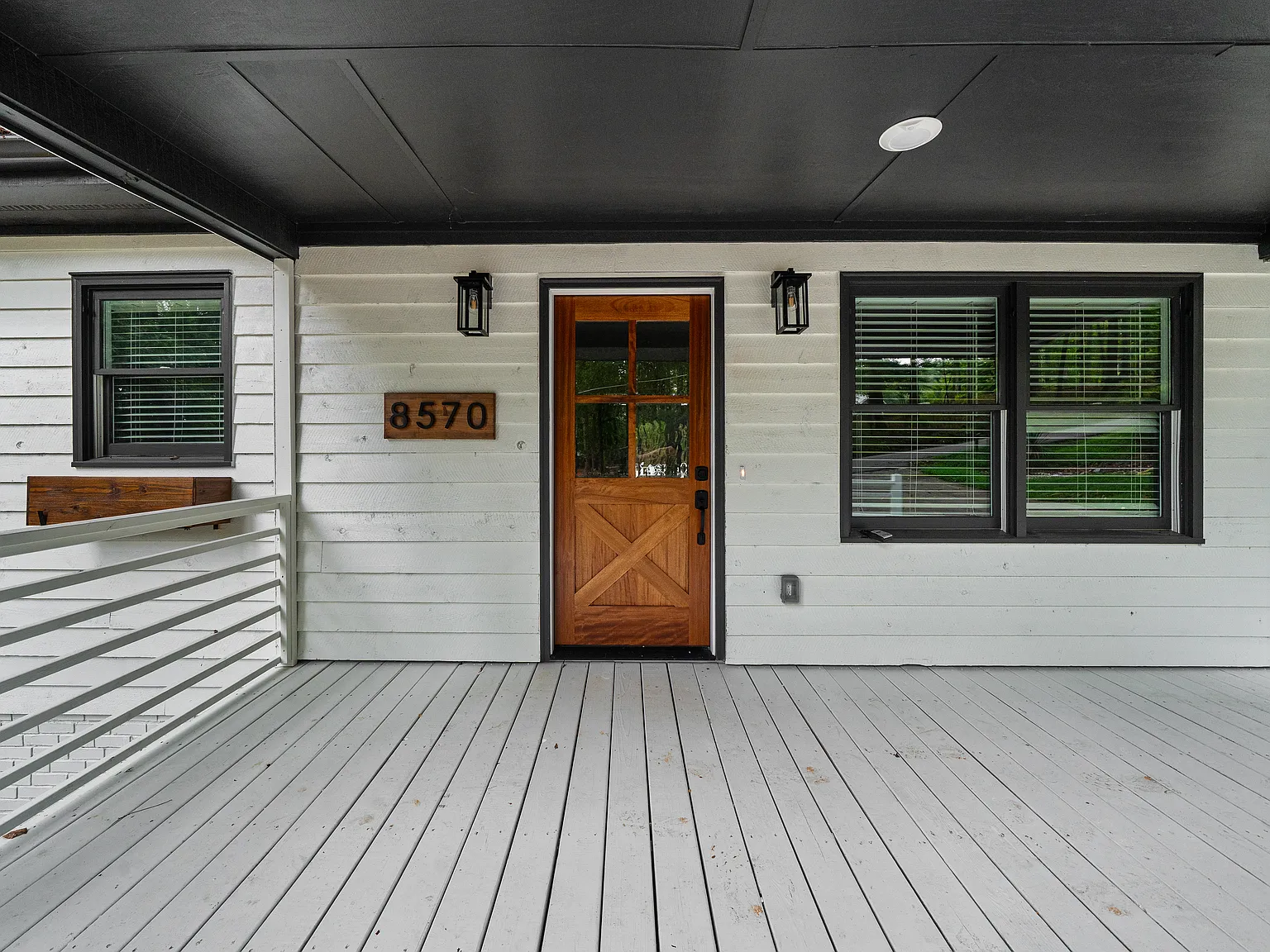 3 bed, 1400 sqft, $2,900 — Photo 2