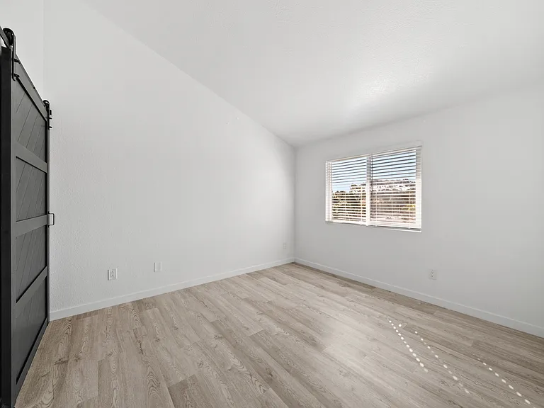 1101 Colusa St #2 — Photo 21
