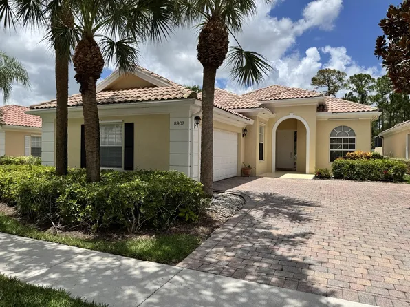 8907 Oldham Way, Palm Beach Gardens, FL 33412