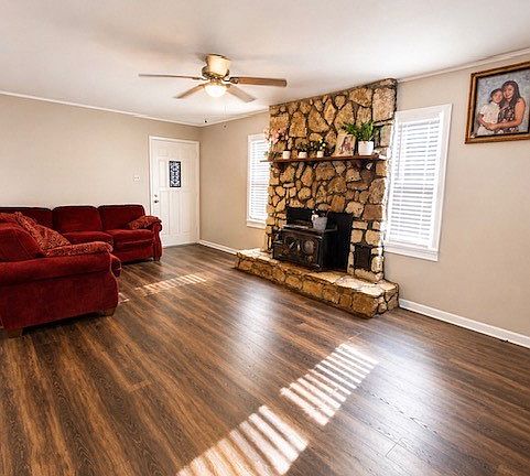 2nd image of 4510 Irene St