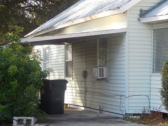 3rd image of 410 Orange St