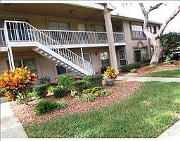 2nd image of 4923 Sunnybrook Dr Unit 13