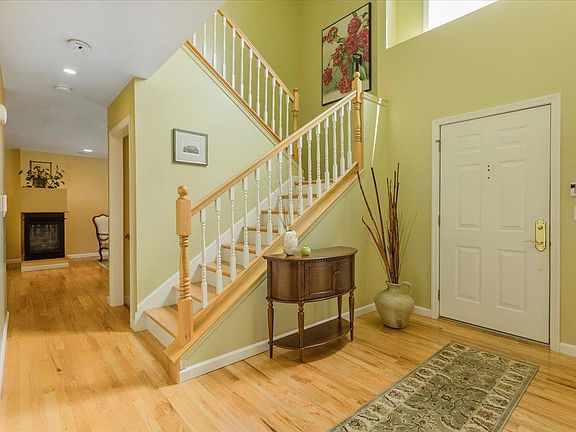 4th image of 5 Auburn Dr