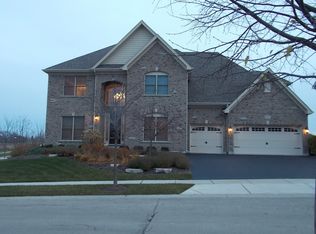 3571 Wetlands Dr, Elgin, IL 60124