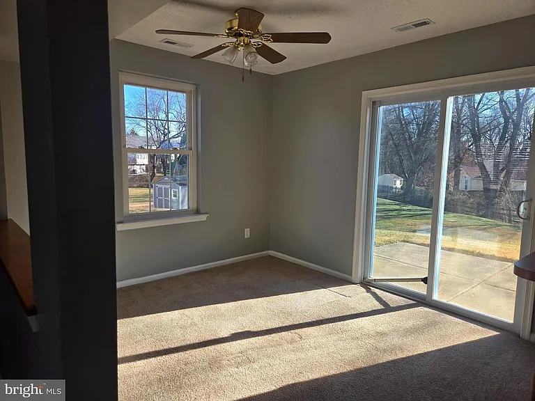 4307 Greys Run Cir — Photo 8