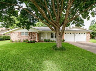 3828 Westerly Rd, Benbrook, TX 76116