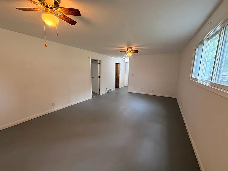 2307 Brighton Dr — Photo 31