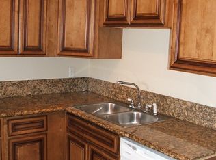 4910 Summerwood Cir, Sacramento, CA