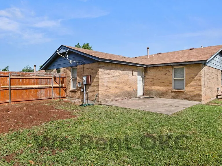 7500 NW 113th Pl — Photo 31