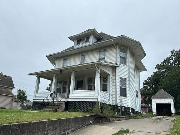2nd image of 1201 State St