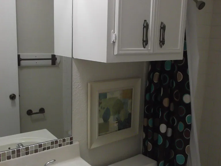 Bathroom with towels