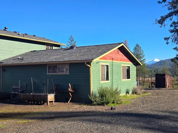 590 Derby Rd, Eagle Pt, OR 97524