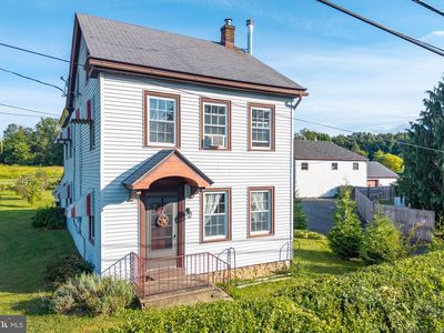 1370 Kumry Rd, Pennsburg, PA, 18073