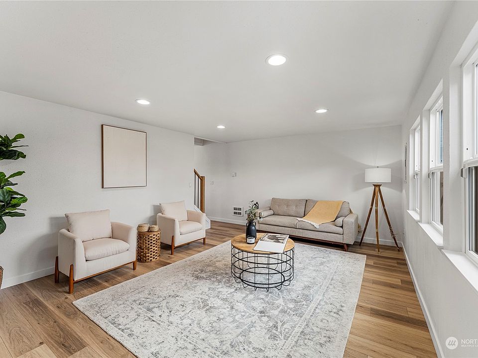 1st image of 8803 13th Street NE