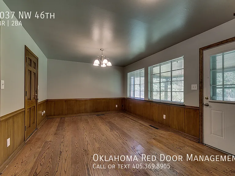 2037 NW 46th St — Photo 24