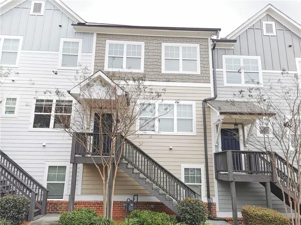 3795 Oxford Cir, Doraville, GA 30340