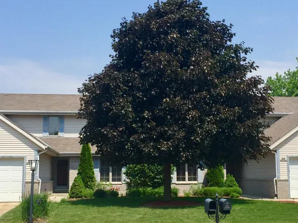 N58W23796 Hastings Ct, Sussex, WI 53089