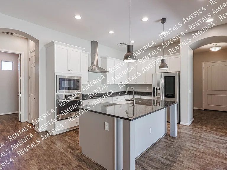 4429 E Jones St — Photo 16