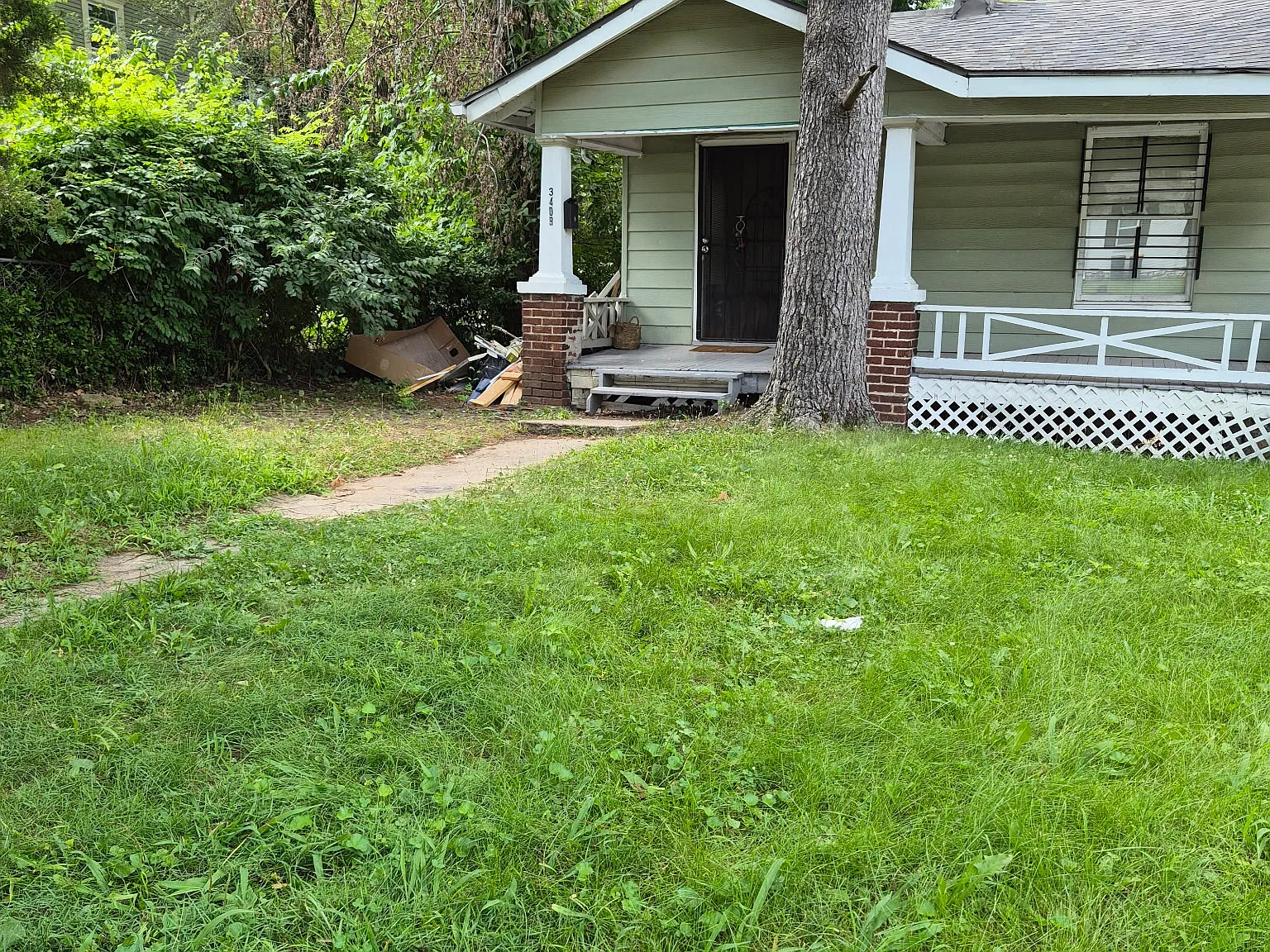 2 bed, 650 sqft, $975 — Photo 1