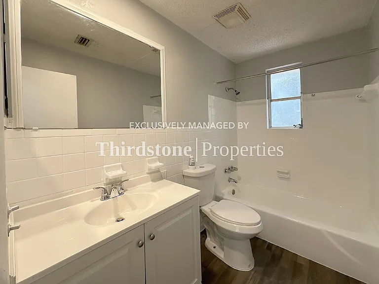 1160 Comanche St #4 — Photo 11