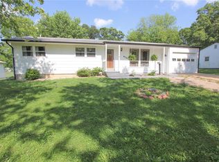 432 East St, Sullivan, MO 63080