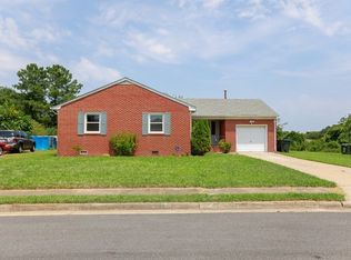 17 Evans St, Hampton, VA 23669