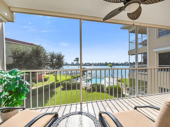 816 W Elkcam Cir Unit 203, Marco Island, FL 34145