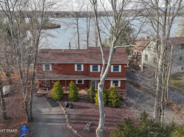 86 Longfellow Cir, Albrightsville, PA 18210