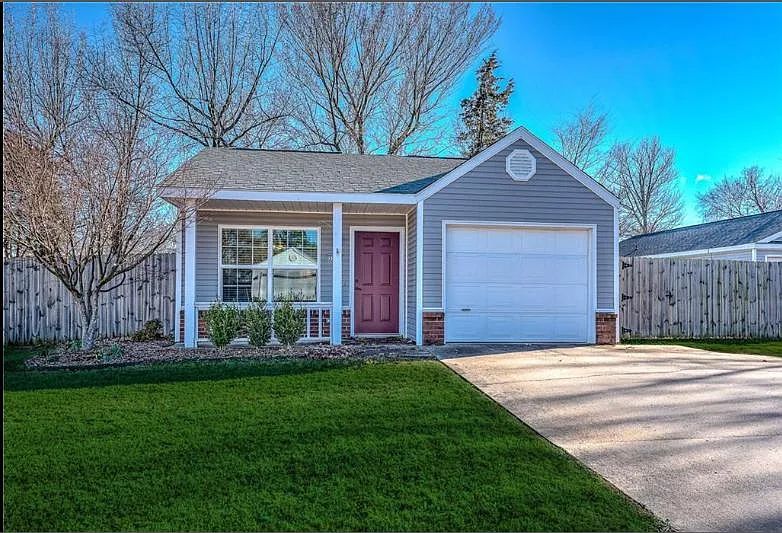 3253 W Wildflower St