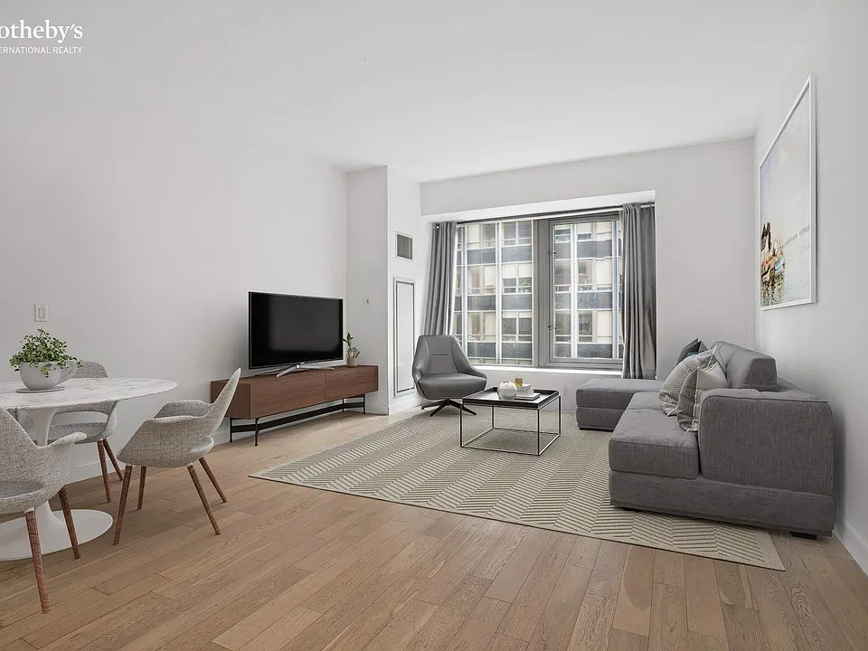 75 Wall St #24A