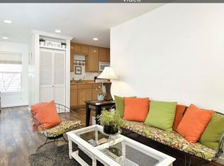 1425 NE Market Dr #B, Fairview, OR 97024