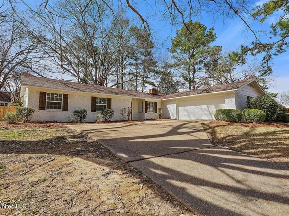 906 Wildwood Dr, Clinton, MS 39056