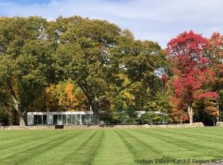 550 Peak Rd, Stone Ridge, NY 12484