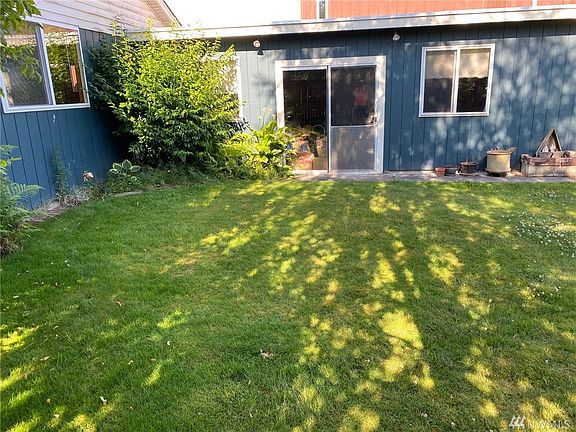 3rd image of 1201 7th Ave NW