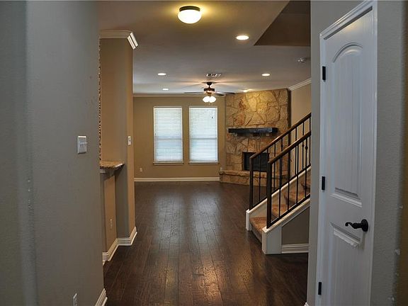 4th image of 6721 Estana Ln