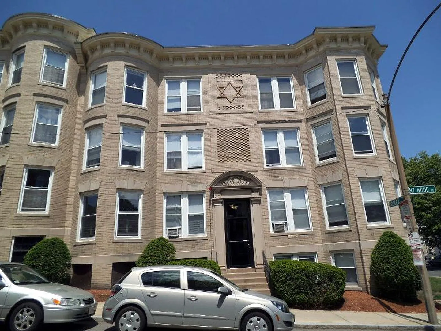Great 3.5 Bed in Brighton - Green Line — Photo 1