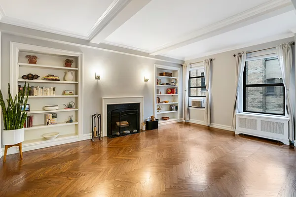 Sold by Compass | media 2