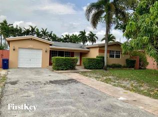 7901 Kismet St, Hollywood, FL 33023