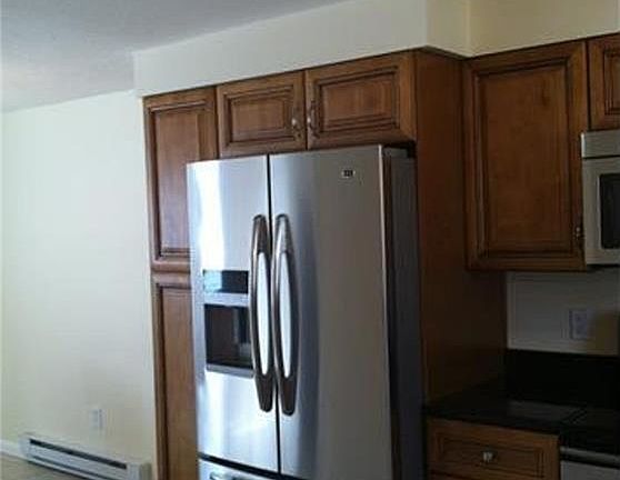 3rd image of 33 Inverness Lane