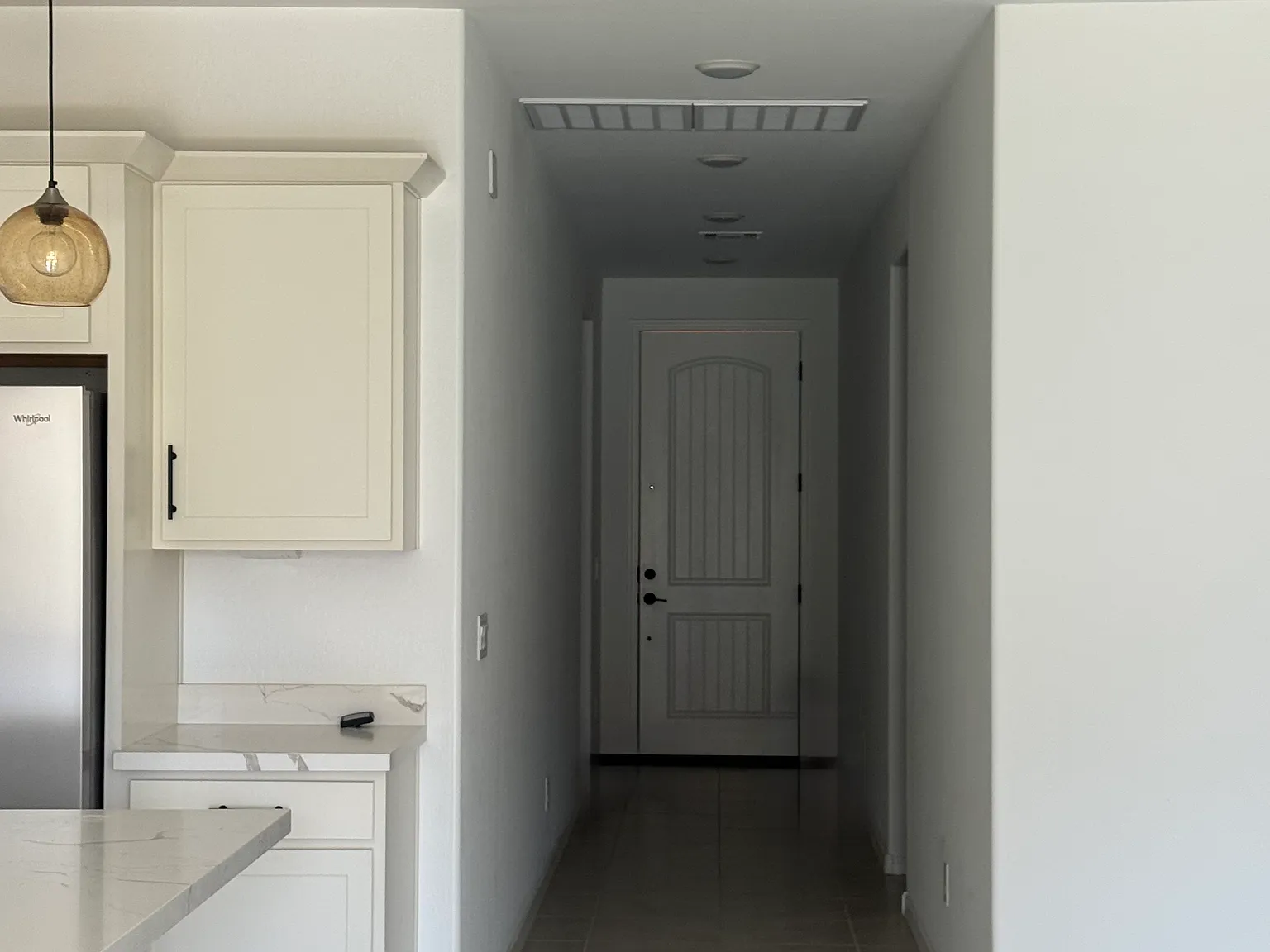 3 bed, 1877 sqft, $2,670 — Photo 1