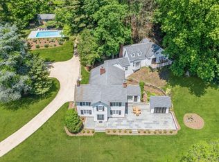 15 Lloyd Harbor Road, Lloyd Harbor, NY 11743