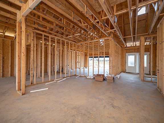 5th image of 5105 Locke Dr